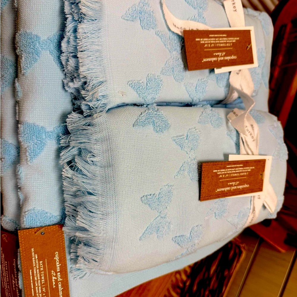 SOLD 6pc Cupcakes & Cashmere Light Blue BOW Coquette Complete Towel Set